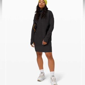 Lululemon Call for Cozy Dress Size 4 Black Oversized Above The Knee Length